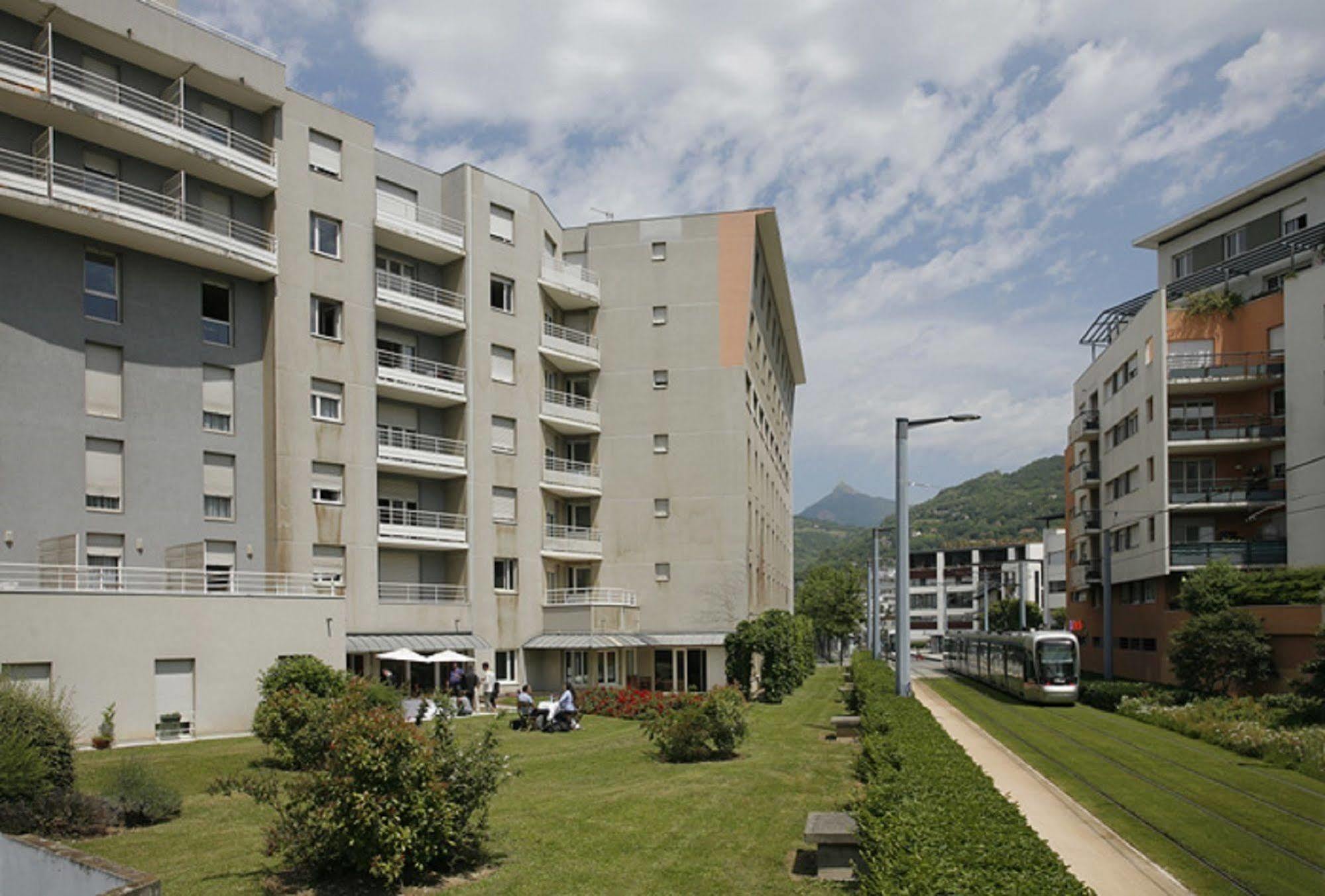Sejours & Affaires Grenoble Marie Curie Aparthotel Luaran gambar